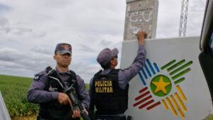 PM remove símbolos criminosos em Boa Esperança do Norte-MT
