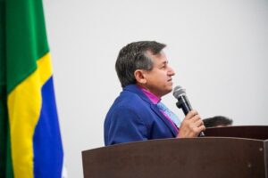 Vereador Izaqueu pede alimentação para pacientes internados