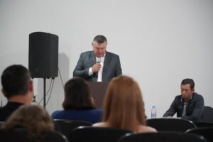 Discursos sobre transparência geram debate acalorado na Câmara