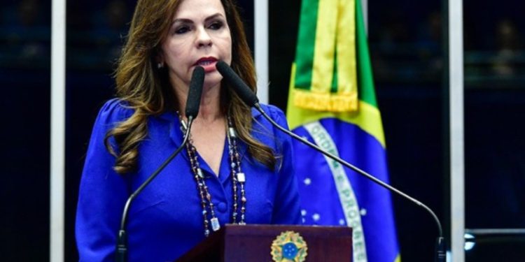 Nova política nacional incentiva jovens a permanecer no campo
