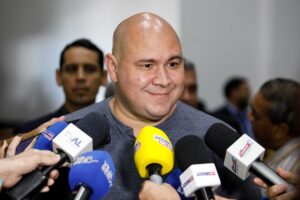 Abilio rejeita aliança com MDB e ameaça racha no PL