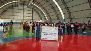 Escolas de Trivelato celebram Independência com atos cívicos