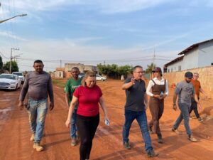 Prefeitura de Nova Ubiratã avança em pavimentação de comunidade