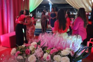 Trivelato promove “MacarroMama” pelo Outubro Rosa