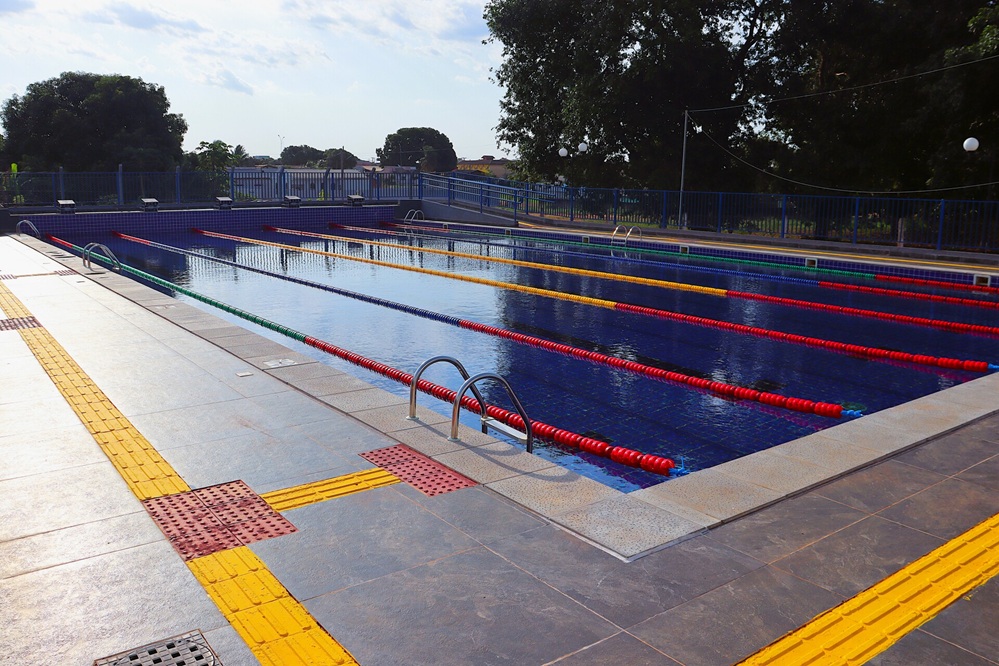 Inauguração de piscinas do Clube Magester leva lazer a Trivelato