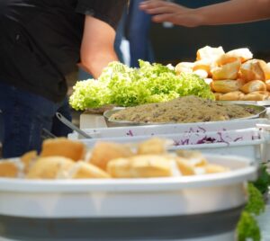 Almoço beneficente no Piratininga ajudará Euzeni em tratamento contra o câncer