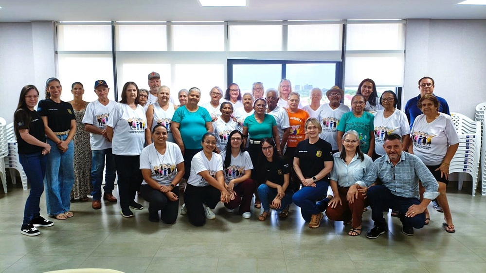Trivelato combate violência contra idosos com palestra educativa