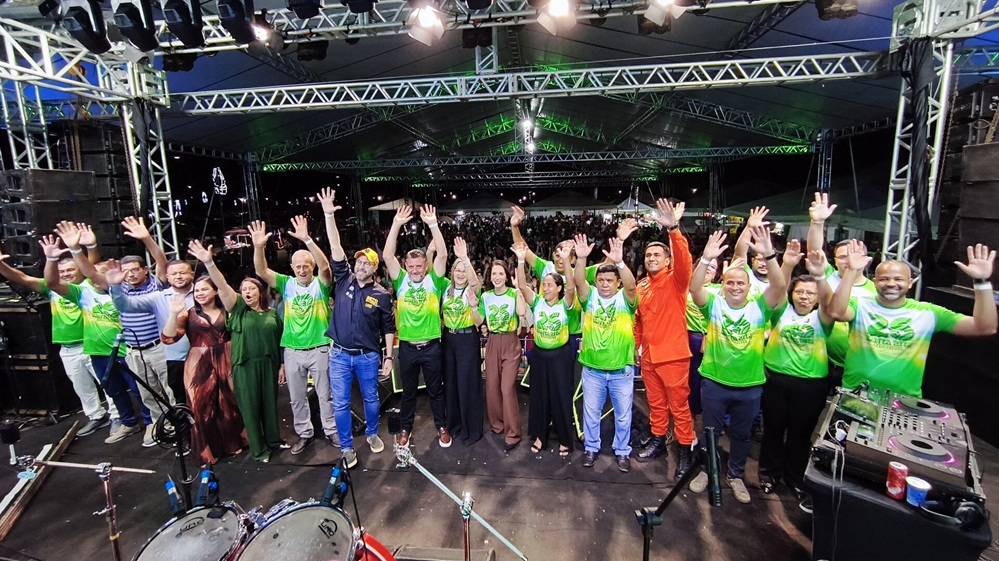 Santa Rita do Trivelato celebra 26 anos com grande festa popular