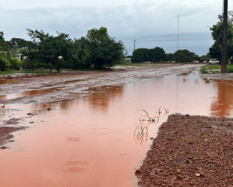 Qual é o papel do cronista em Boa Esperança?