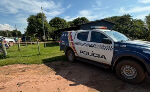 Jovem é encontrado morto em árvore no distrito de Piratininga