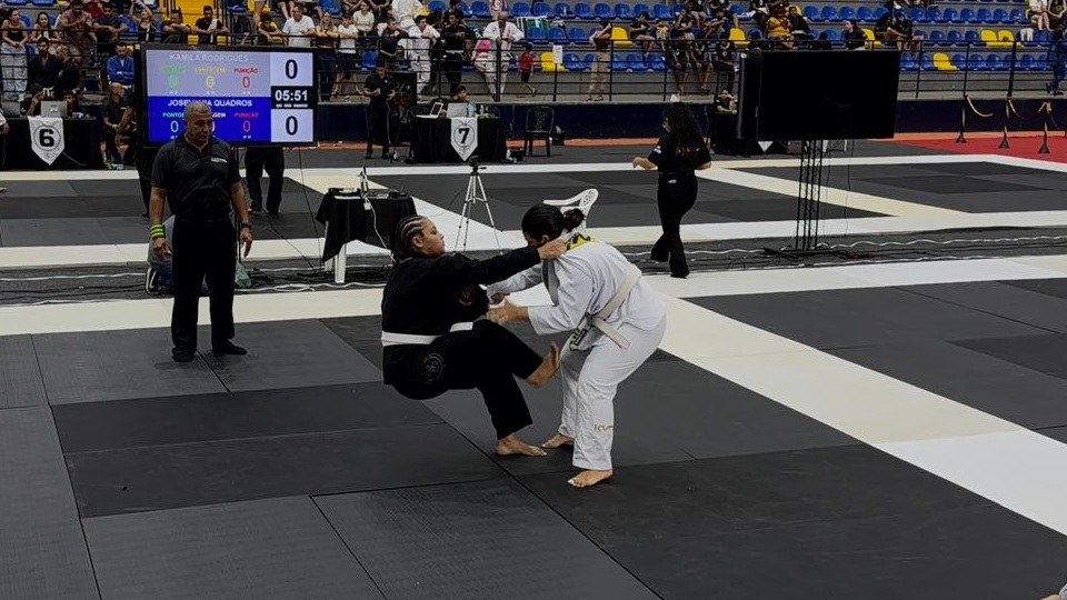 Atletas de Nova Ubiratã conquistam 15 medalhas no Estadual de Jiu-Jítsu