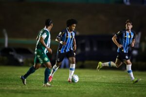 Grêmio perde para a Chapecoense em Sinop e é vaiado pela torcida