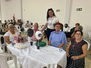 Grupo da Melhor Idade de Nova Ubiratã participa de encontro regional
