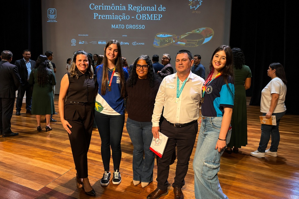 Alunas de Trivelato recebem medalhas na 20ª OBMEP