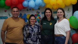 Vereadora Daniely representa Câmara em evento com famílias atípicas