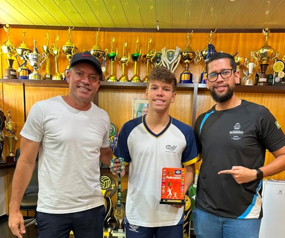 Tenista de Sorriso conquista título inédito por Mato Grosso