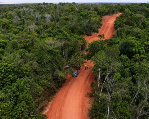 Prefeitura de Trivelato realiza melhorias na Estrada SRT-06