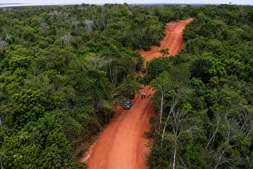 Prefeitura de Trivelato realiza melhorias na Estrada SRT-06