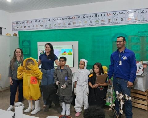 Indea ensina agropecuária a alunos de Sorriso