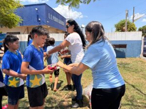 Nova Ubiratã celebra Dia das Crianças com entrega de doces
